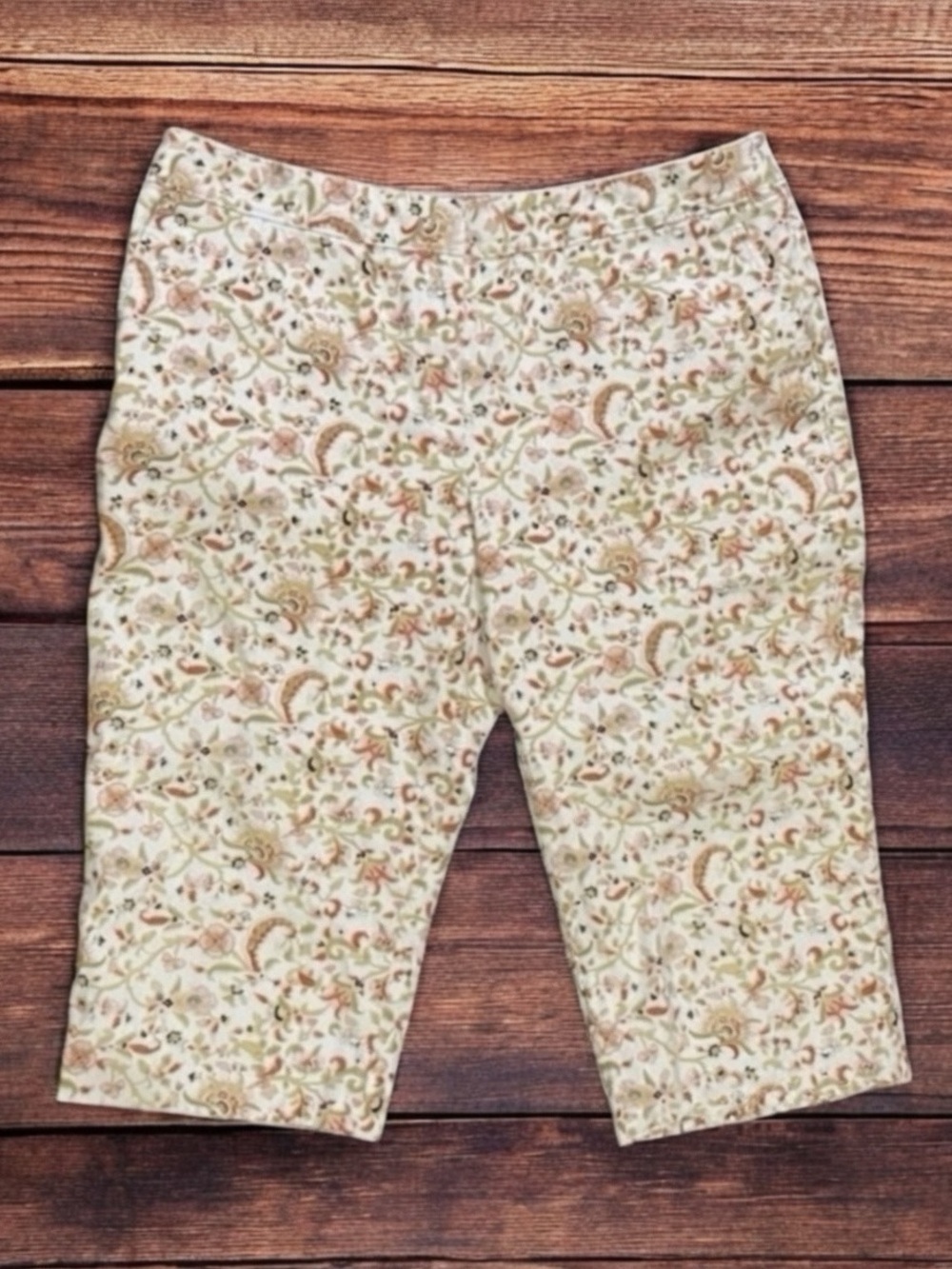 TOMMY BAHAMA FLORAL CROPPED DENIM PANTS SIZE 14